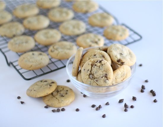 mini-chocolate-chip-cookies